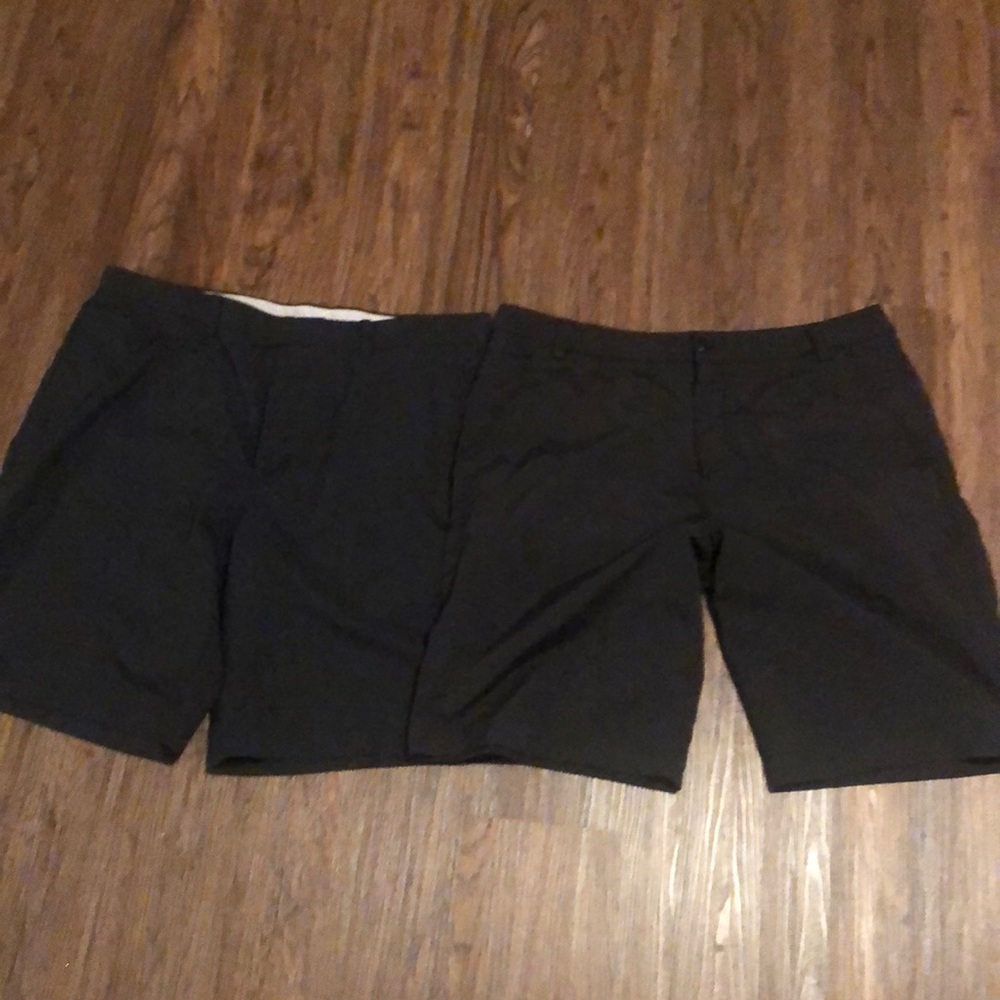 Men’s Golf Shorts Size 38